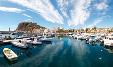 March 31 free guided tour of the fishing port and coastline of central �guilas