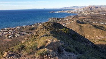 March 15 free guided hike up to the top of cabezo del moj�n in isla plana