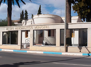 MUSEO AERON�UTICO MUNICIPAL