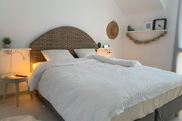 PENTHOUSE LAS 2 SALCHICHAS