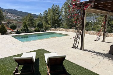 VILLA ALDORA