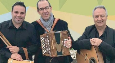 August 8 la musga�a at the a la luna de barranda Festival in Caravaca