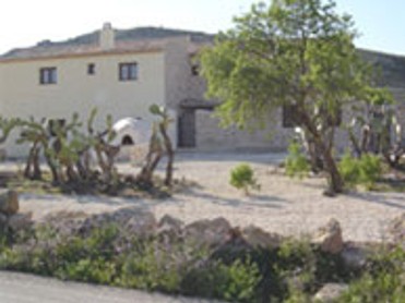 CASAS DE AIN�S-CASA 1