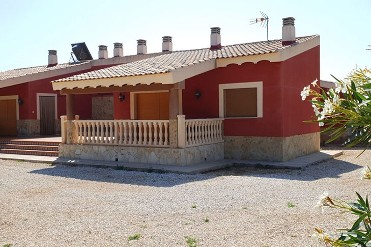 ALOJAMIENTOS CASA RUIZ. CASA CEREZOS