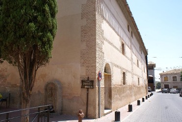 EDIFICIO DE LA ENCOMIENDA