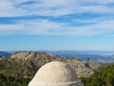 FEBRUARY 14 GUIDED VISIT TO THE SNOW WELLS OF SIERRA ESPU�A