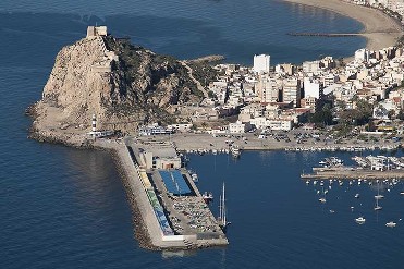 �GUILAS LA MAR DE GUAPA: PUERTO Y LONJA 