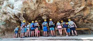 RAFTING EN EL CA��N DE ALMADENES CON VISTA A CUEVAS, ARTE RUPESTRE Y FOTOS