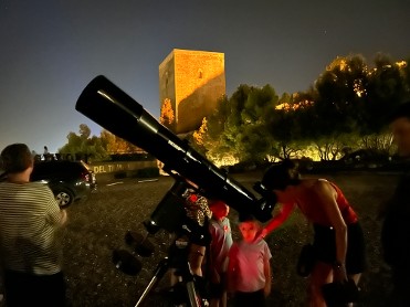 Noche de perseidas en el Castillo ...