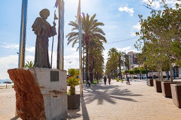PASEO MAR�TIMO DE SANTIAGO DE LA RIBERA 