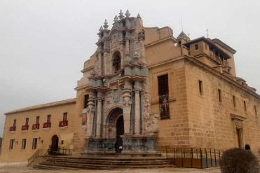 RUTA POR EL CASCO ANTIGUO DE CARAVACA DE LA CRUZ.