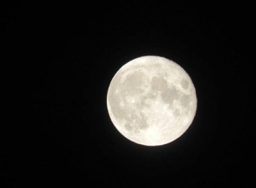 August 28 free full moon night hike to the coves of bolNuevo