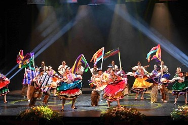 Festival Internacional de Folklore en el Segura