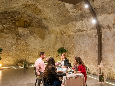 �UN CASTILLO EN EXCLUSIVA PARA TI!