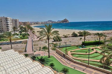 SENATOR �GUILAS