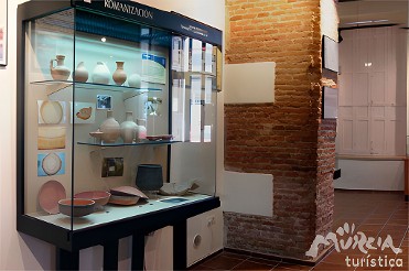 ARCHAEOLOGICAL MUSEUM OF �GUILAS