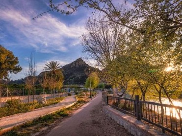 SENDERO AZUL PASEO RIBERE�O (CIEZA)