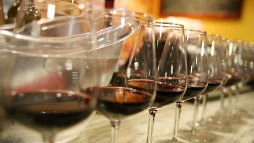 VINOS Y TAPAS POR JUMILLA