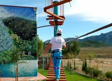 A SUPERB ADVENTURE PLAYGROUND FOR ALL THE FAMILY IN THE RICOTE VALLEY!