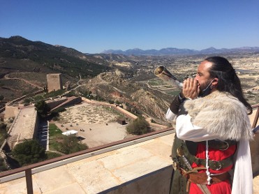 TOUR TEATRALIZADO POR EL CASTILLO DE LORCA. LORCA, PUNTA DE LANZA.