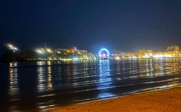 Until october 1 big wheel in puerto de Mazarr�n
