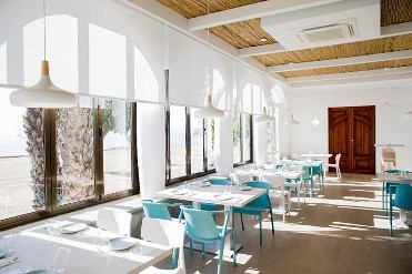 KINITA RESTAURANT & BEACH CLUB