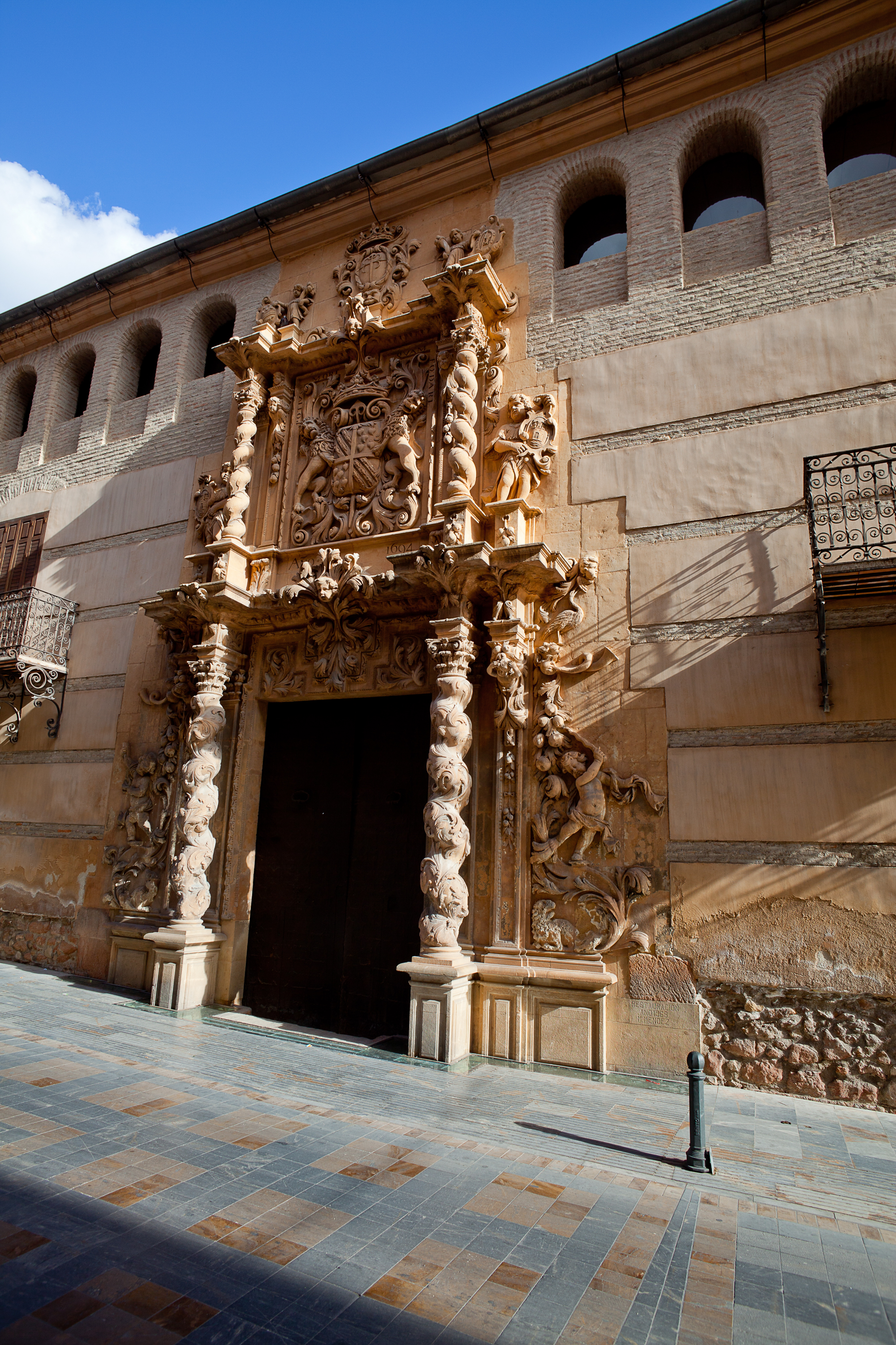 FREE TOUR TEATRALIZADO: EL ANILLO DE LOS GUEVARA.